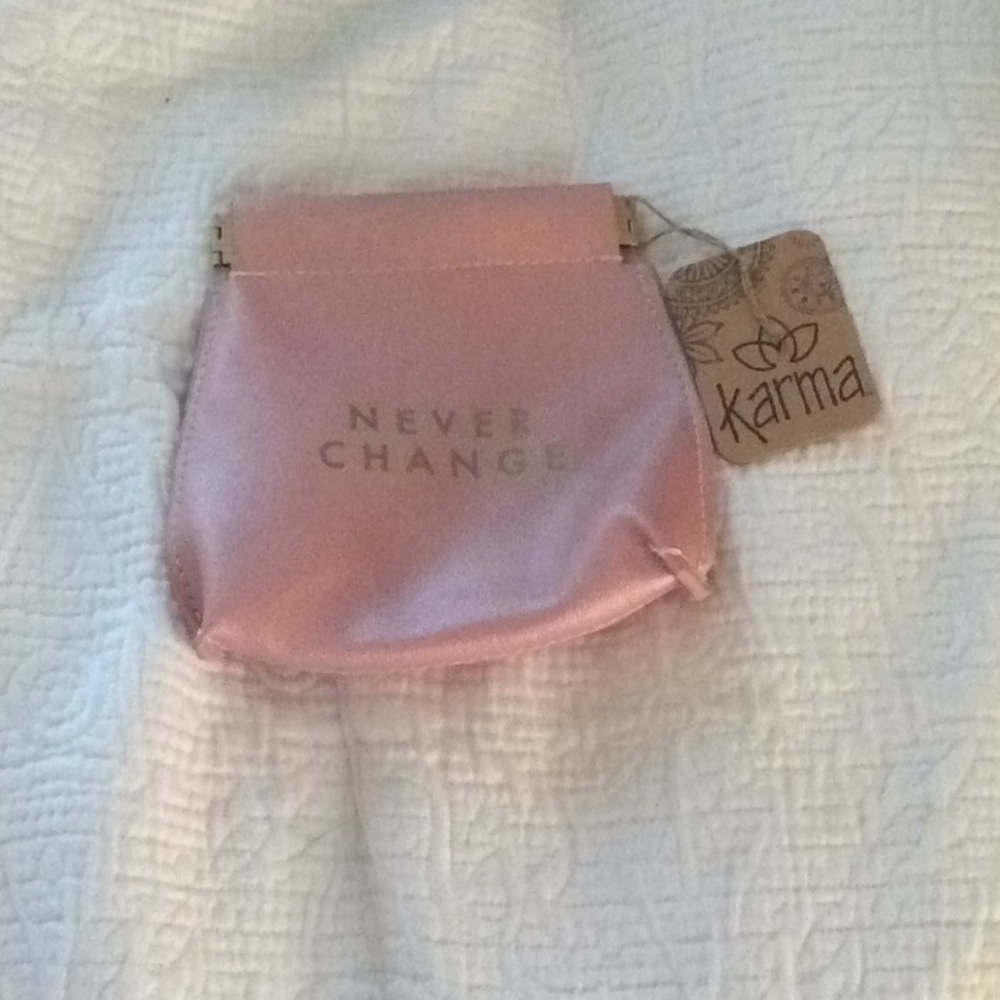 Never Change changepurse!